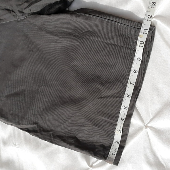 Gap Khaki Factory Sz 36 Grey Lived In Shorts. - Picture 5 of 17